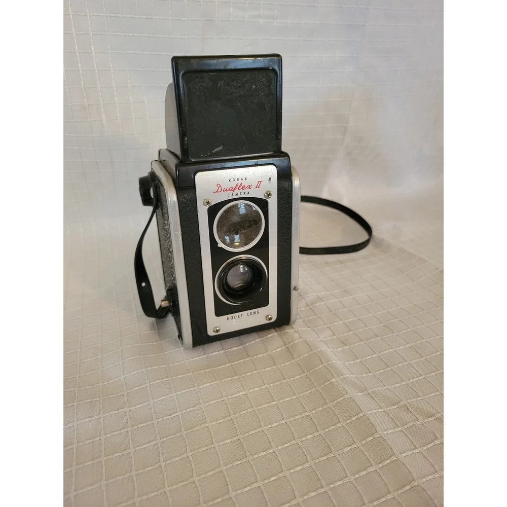 Vintage Kodak Duaflex II Camera Kodet Lens 620 Film Pseudo-TLR Black Silver